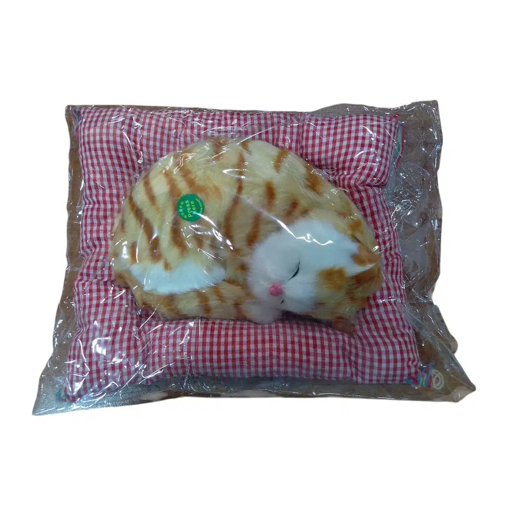 22 CM SESLI YASTIKLI KEDI 13969